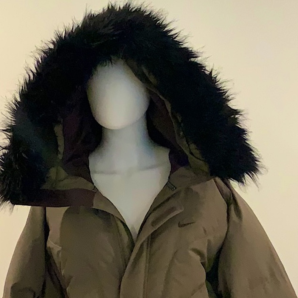 Nike puffer coat